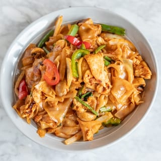 Drunken Noodle (Kee Mao)